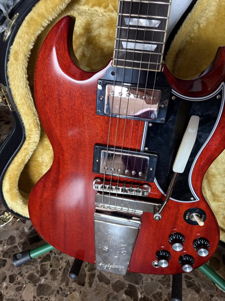 Epiphone 1964 SG Reissue Maestro Vibrola by Gibson