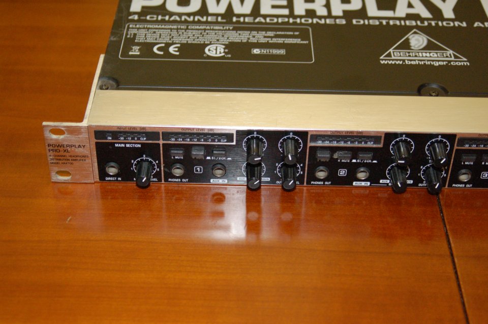 Behringer Powerplay Pro XL HA4700