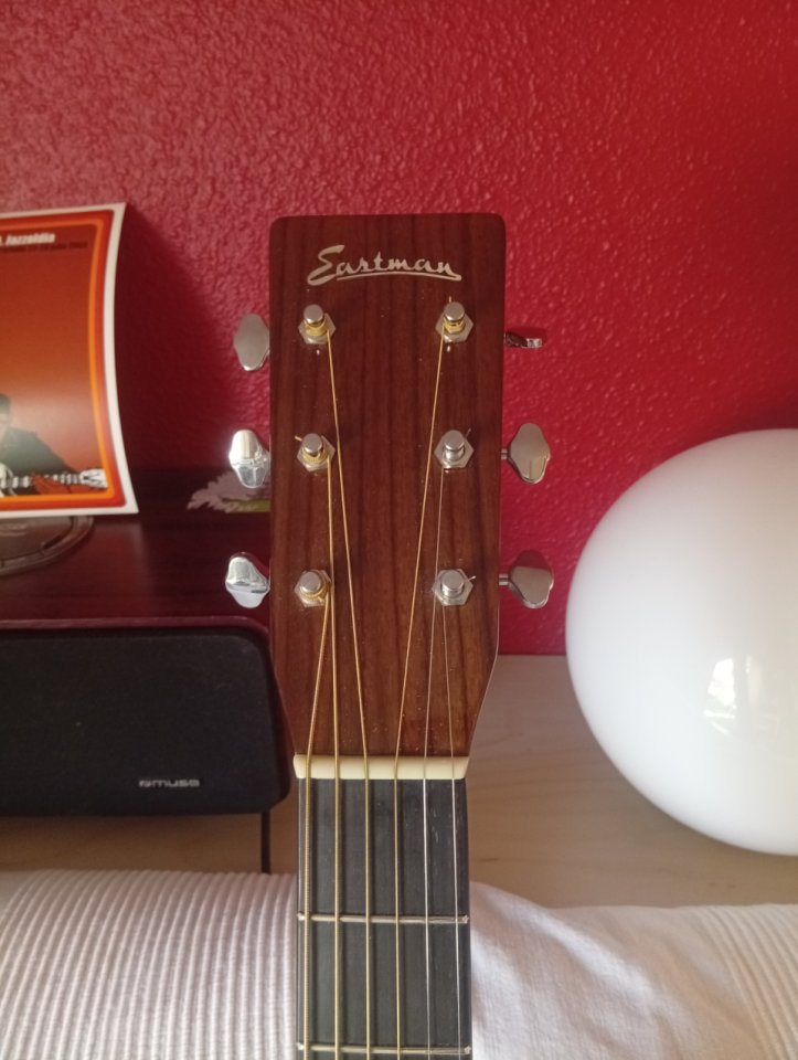 Eastman E8 OM con LR Baggs M1 de segunda mano · Foto 4 de 6 · Madrid · 1300 €