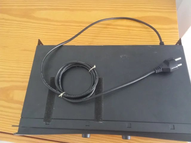 CROWN XLS 2502 de segunda mano · Foto 2 de 4 · Illes Balears · 250 €
