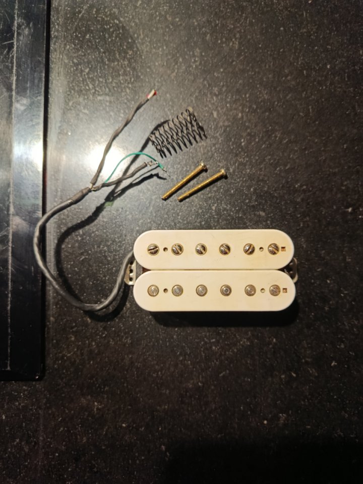 Seymour Duncan SH-4 JB Humbucker de segunda mano · Foto 1 de 2 · Cantabria · 60 €