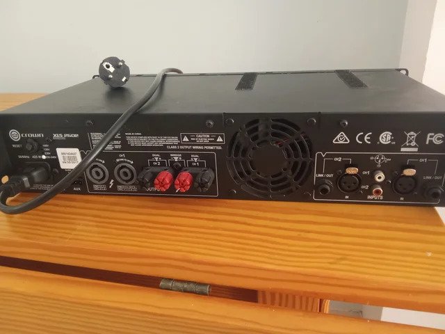 CROWN XLS 2502 de segunda mano · Foto 3 de 4 · Illes Balears · 250 €