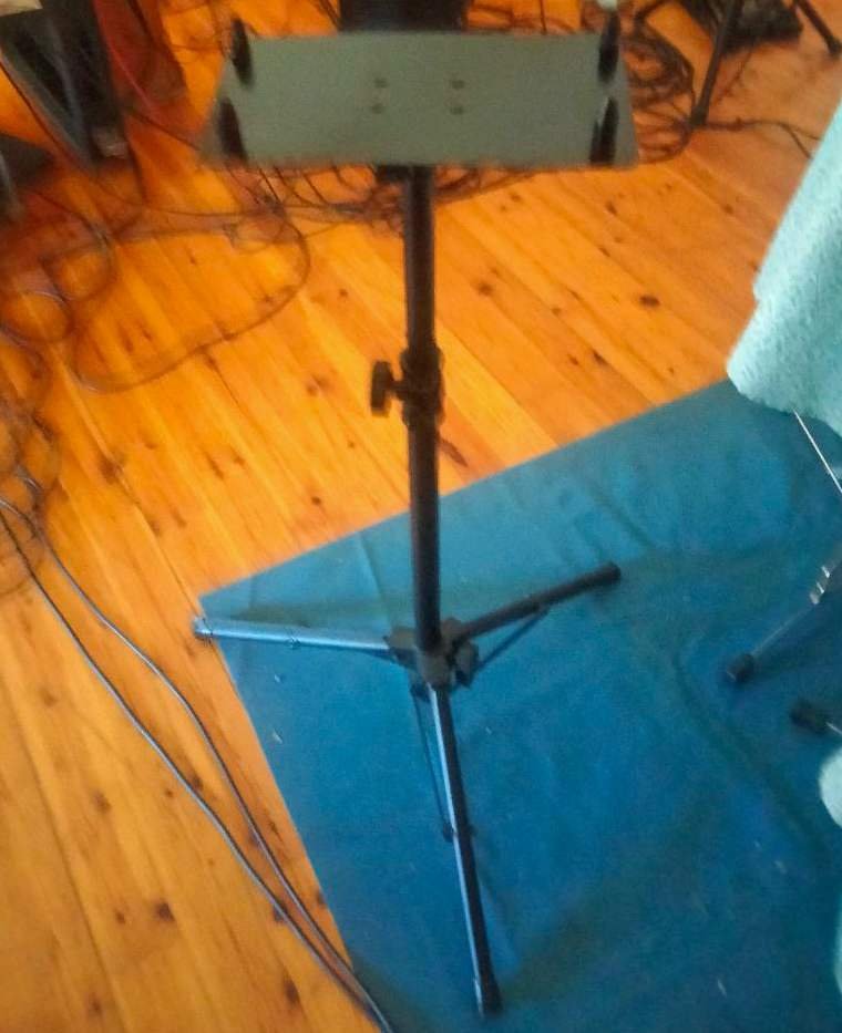 Batería electrónica YAMAHA DD-65 + baquetas + soporte + maleta transporte + PORTES