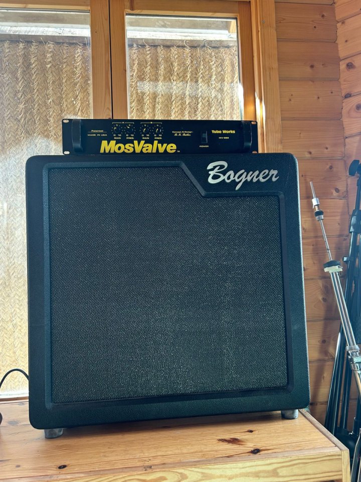 Etapa TubeWorks MosValve + Pantalla Bogner Alchemist 212