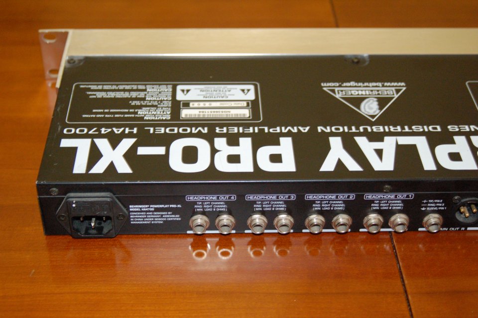 Behringer Powerplay Pro XL HA4700