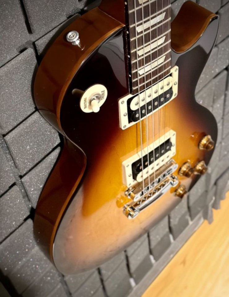 Gibson Lespaul Studio Deluxe II de segunda mano · Foto 3 de 8 · Málaga · 1450 €