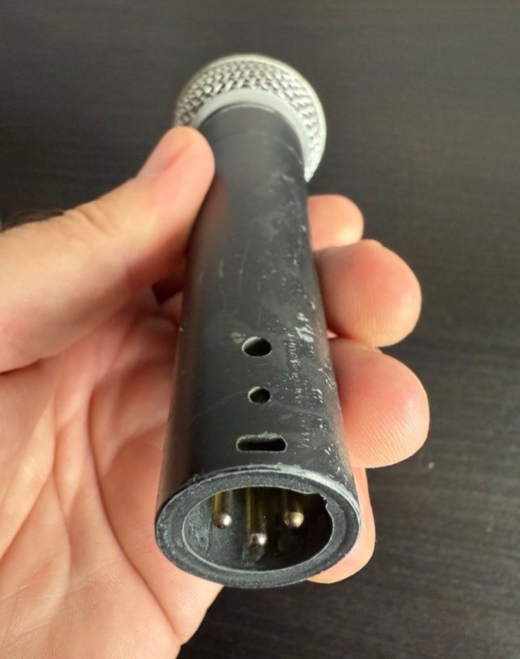 Shure SM58 - Micrófono Dinámico Original de segunda mano · Foto 7 de 8 · Pontevedra · 69 €