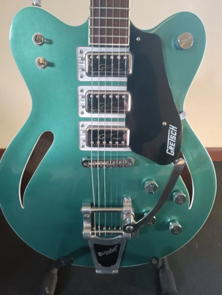 Guitarra eléctrica Gretsch G5622T CB