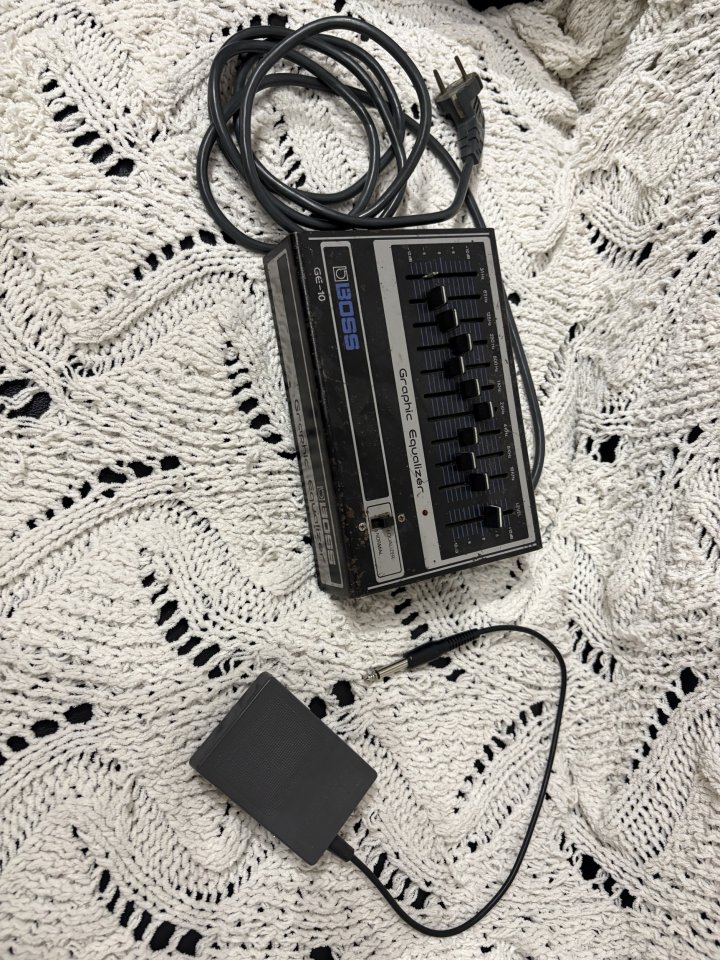 Boss GE-10 ecu de segunda mano · Foto 2 de 2 · Valencia · 150 €