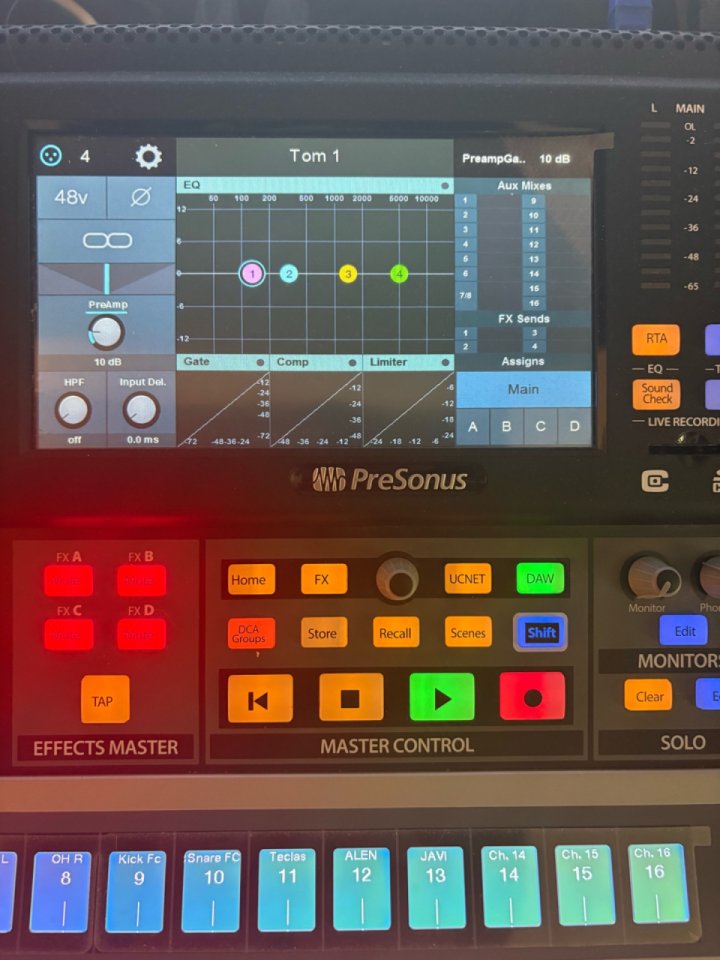 PRESONUS Studiolive 32SC - Impecable, como nueva. de segunda mano · Foto 8 de 10 · Navarra · 1000 €