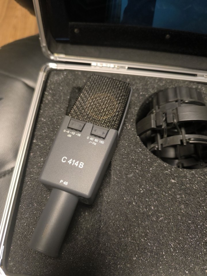 AKG C414 XLS de segunda mano · Foto 2 de 6 · Valencia · 700 €
