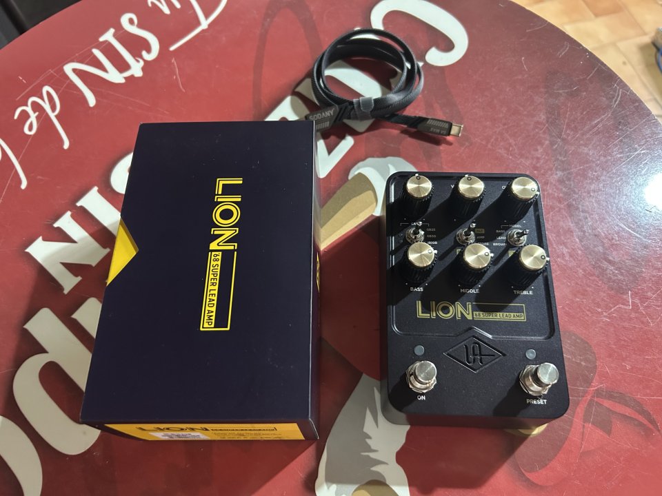 Universal Audio Lion 68 de segunda mano · Foto 1 de 8 · Huelva · 220 €