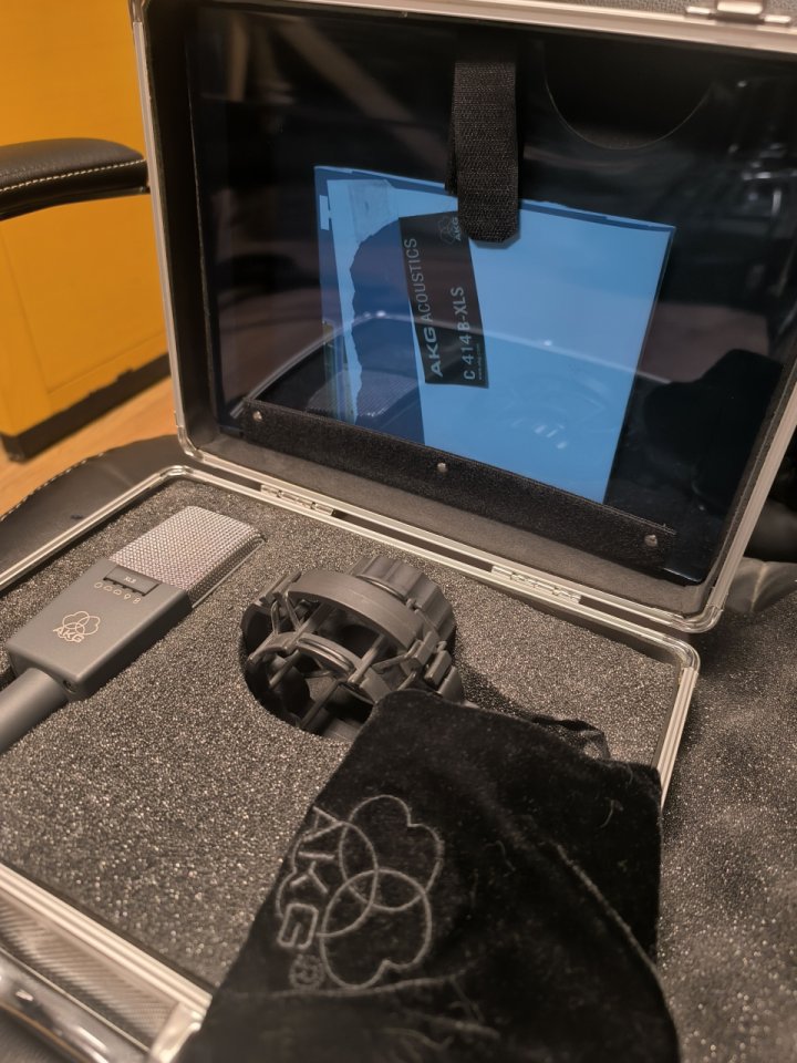 AKG C414 XLS de segunda mano · Foto 3 de 6 · Valencia · 700 €