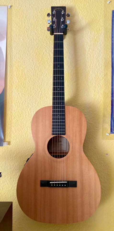 ACUSTICA SIGMA 00MSE+ de segunda mano · Foto 1 de 6 · Sevilla · 275 €