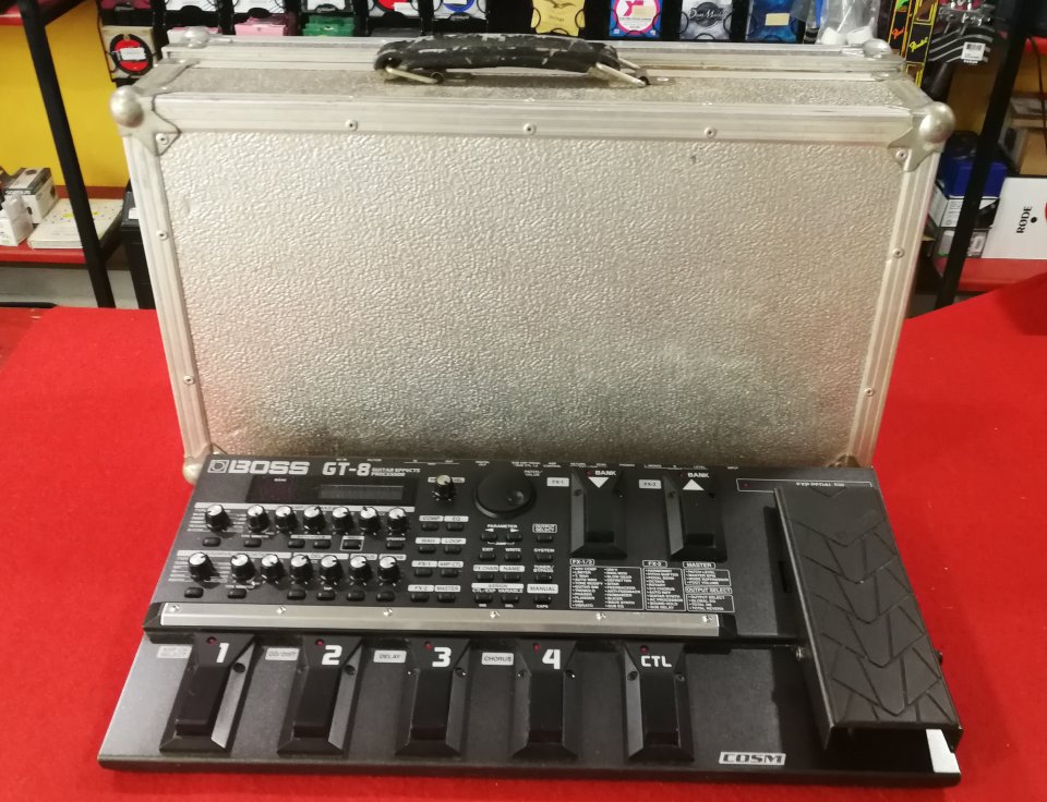 Boss Gt-8 Multi-Effect Unit