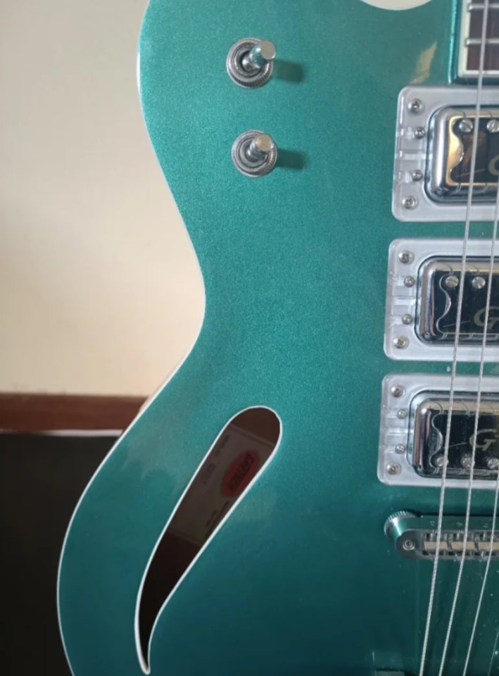 Guitarra eléctrica Gretsch G5622T CB