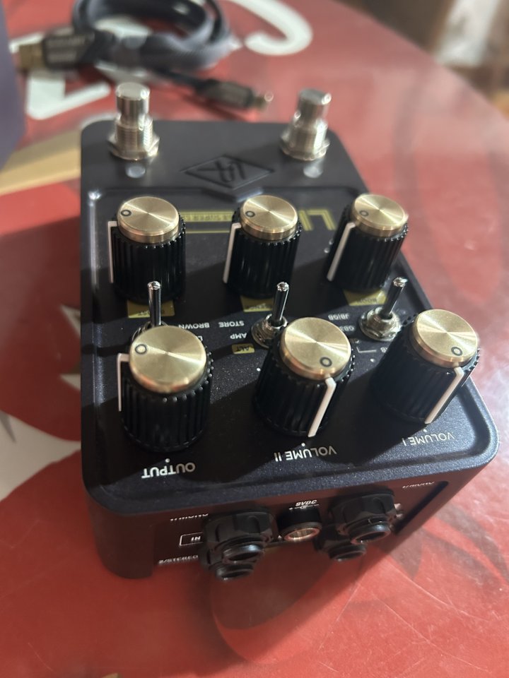 Universal Audio Lion 68 de segunda mano · Foto 3 de 8 · Huelva · 220 €