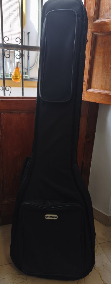 Bajo Squier Jaguar Bass Vint. Modif. SS Candy Apple Red de segunda mano · Foto 7 de 10 · Sevilla · 325 €
