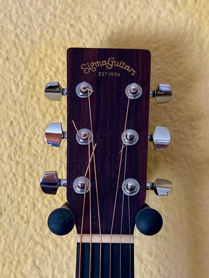 ACUSTICA SIGMA 00MSE+ de segunda mano · Foto 2 de 6 · Sevilla · 275 €