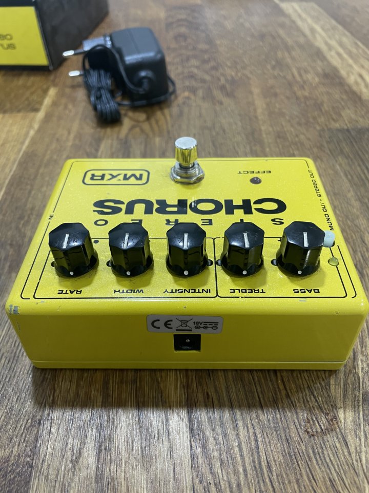 MXR Stereo Chorus Pedal (OFERTA, NO NEGOCIABLE)