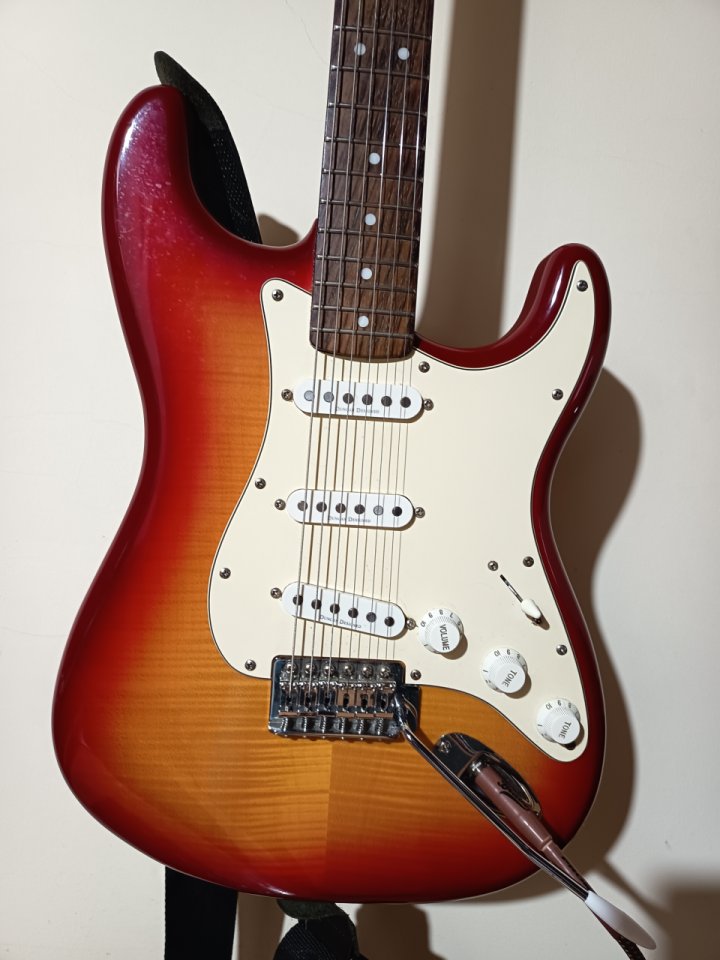 Squier Vintage Modified Stratocaster