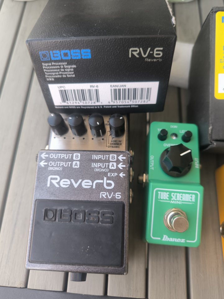 Pedales calidad y muy rebajados: Boss, Ibanez, Mooer,...