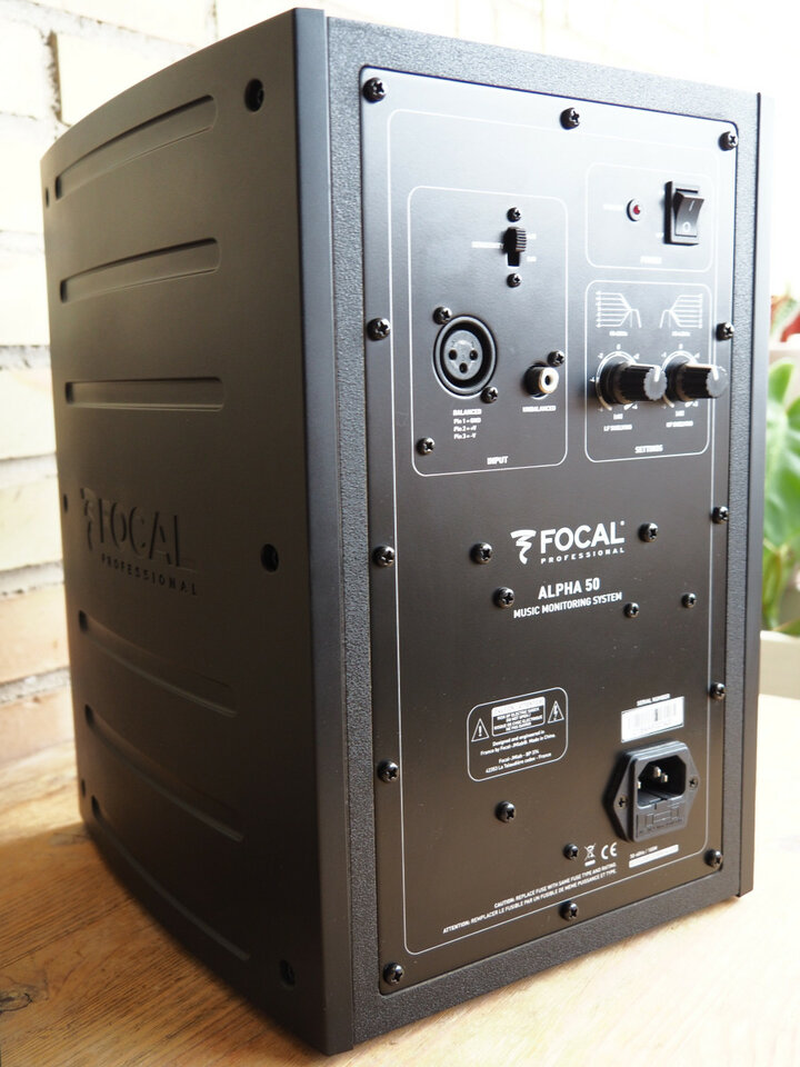 Focal Alpha 50 (reservado) de segunda mano · Foto 4 de 4 · Granada · 155 €
