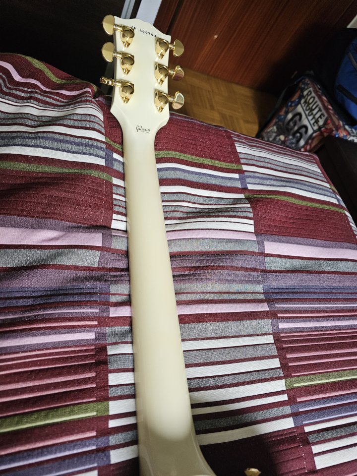 Gibson Les Paul Custom Alpine White (2021) de segunda mano · Foto 7 de 10 · Gipuzkoa · 4200 €