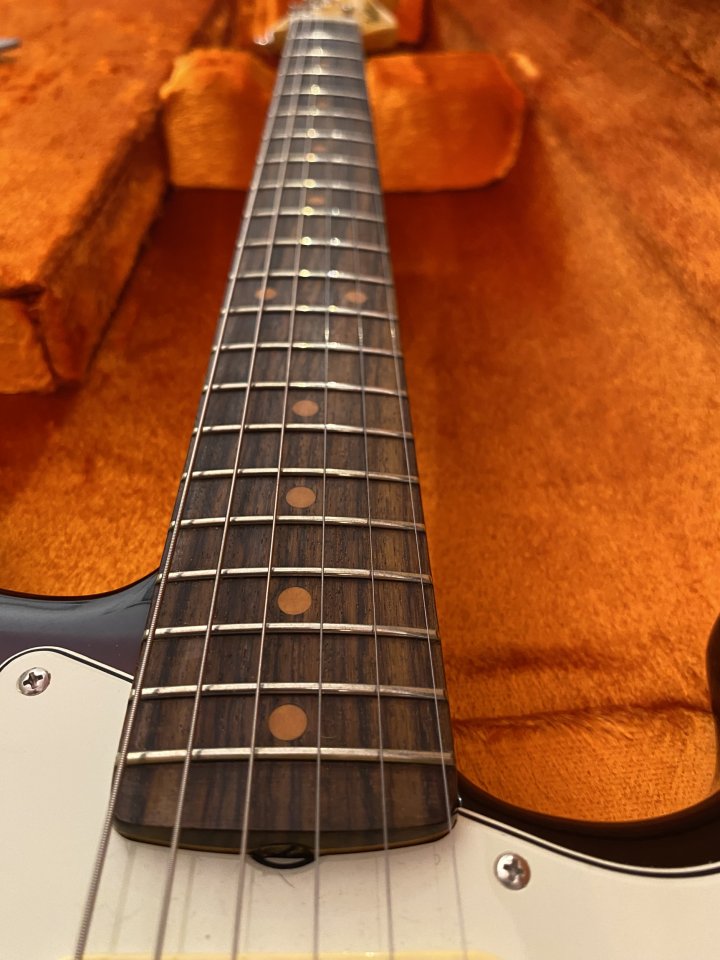 Fender Stratocaster 61 AVII de segunda mano · Foto 3 de 5 · Barcelona · 1750 €