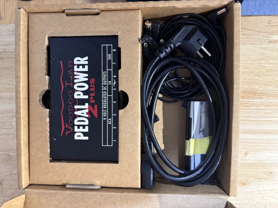 Voodoo Lab Pedal Power 2 Plus  Fuente Alimentación