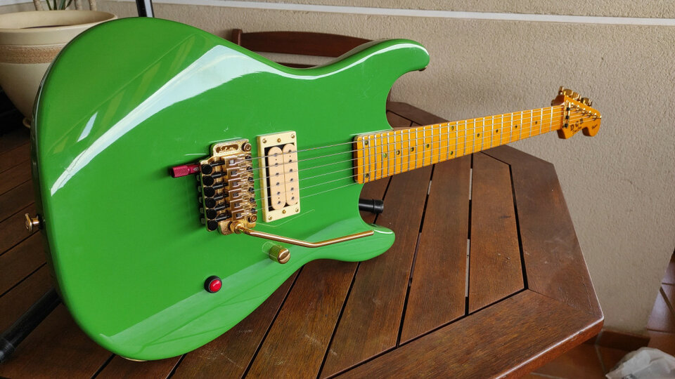 Superstrato partcaster personalilzada (Málaga, ESP)