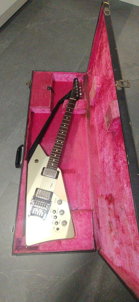 Guitarra MIDI Roland G707 + GR Midi converter + Fc 100 MKII de segunda mano · Foto 5 de 6 · Navarra · 750 €