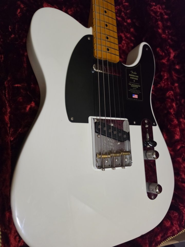 Fender Telecaster American Vintage II 1951 PROTO WHITE de segunda mano · Foto 2 de 6 · Valencia · 1800 €
