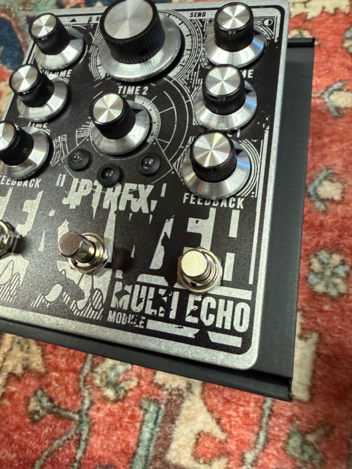 JPTR FX multi echo de segunda mano · Foto 2 de 4 · León · 180 €