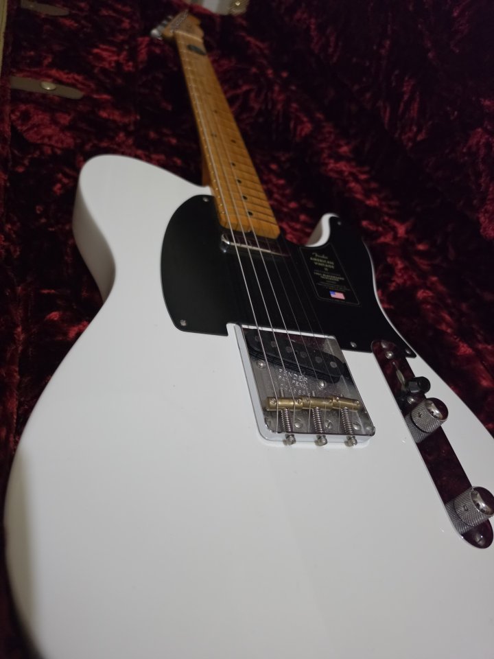 Fender Telecaster American Vintage II 1951 PROTO WHITE de segunda mano · Foto 3 de 6 · Valencia · 1800 €