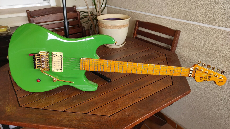 Superstrato partcaster personalilzada (Málaga, ESP)
