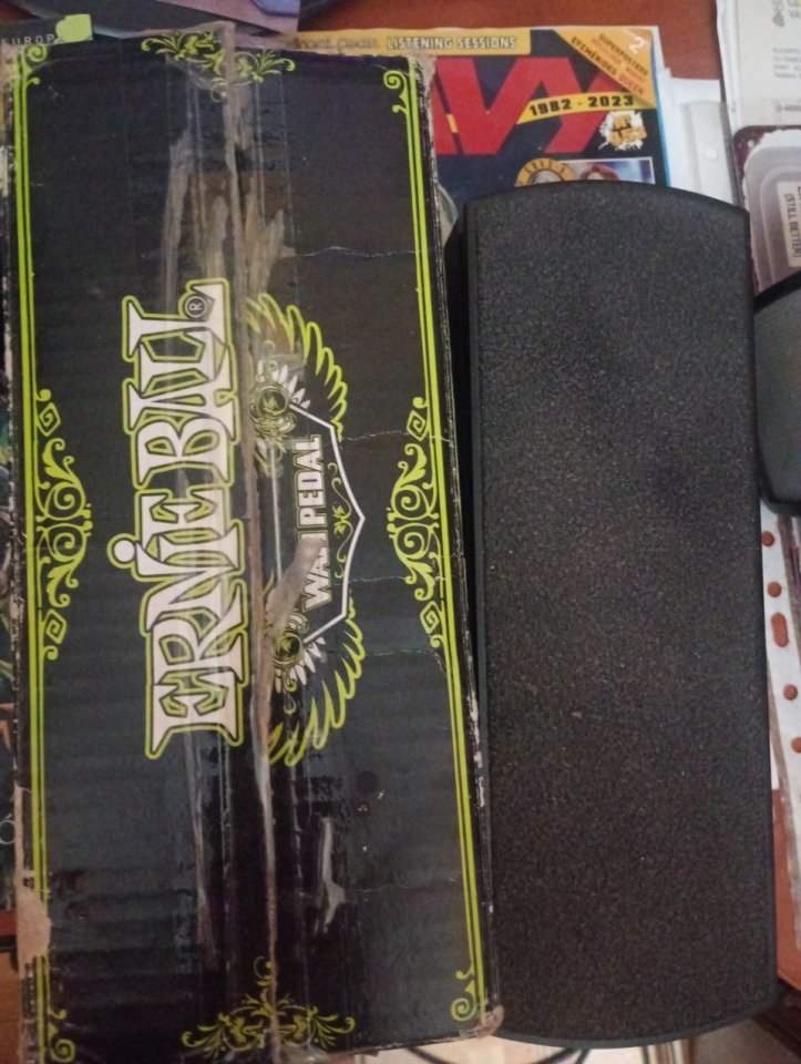 Pedal Earnie Ball wah