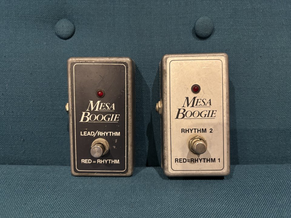 Mesa Boogie Mark III 3-Channel 100-Watt Guitar Amp Head 1988 - Blue Stripe + Flightcase de segunda mano · Foto 8 de 8 · Barcelona · 2500 €