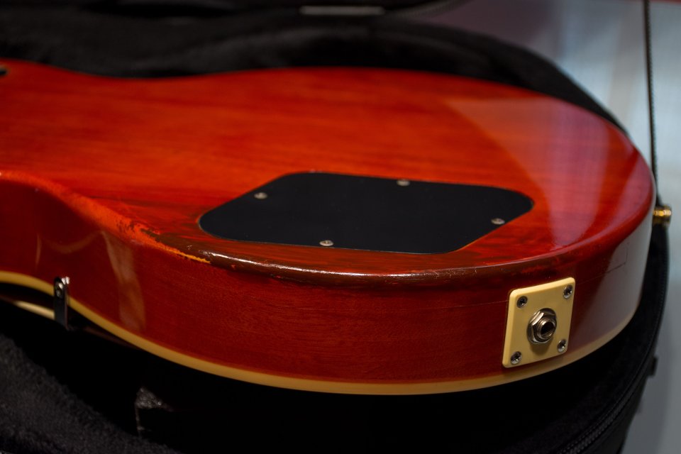 Tokai Love Rock + estuche semirrígido