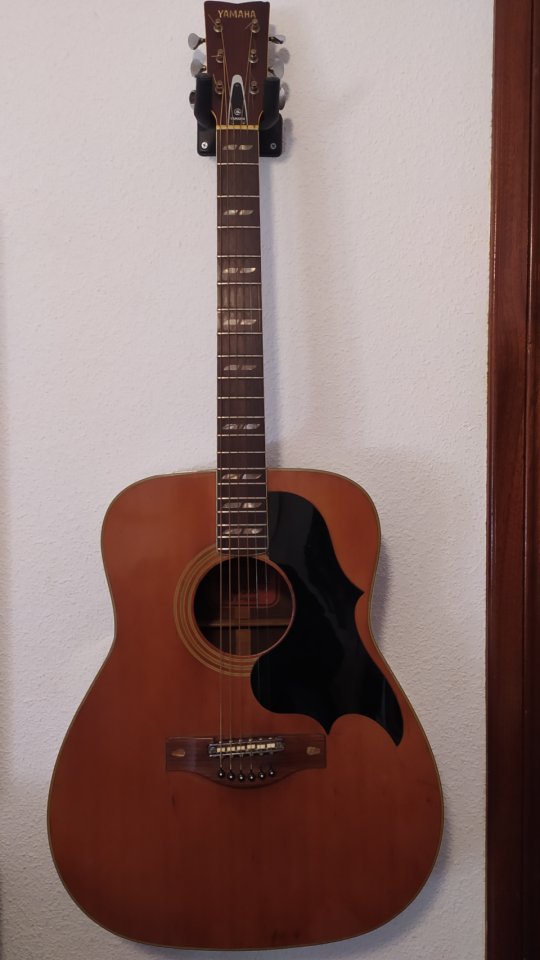 Guitarra acústica Yamaha Japan