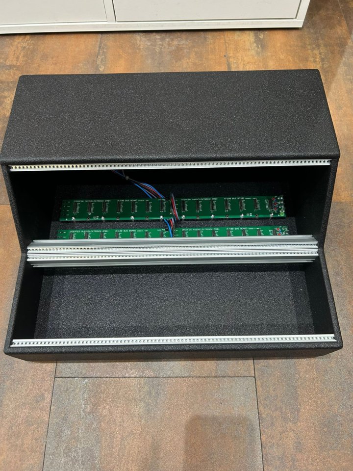 A-100LCBv Vintage Edition