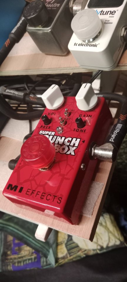 Mi Audio Súper Crunch Box V1 de segunda mano · Foto 3 de 3 · Alicante · 125 €
