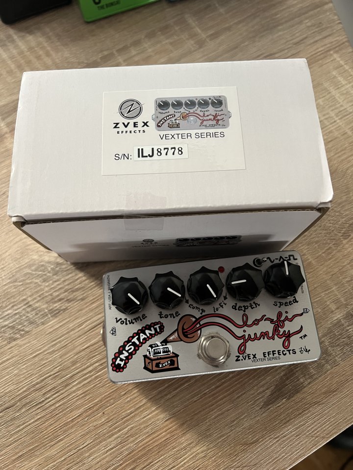 ZVex Lo Fi Junky de segunda mano · Foto 3 de 3 · Madrid · 190 €
