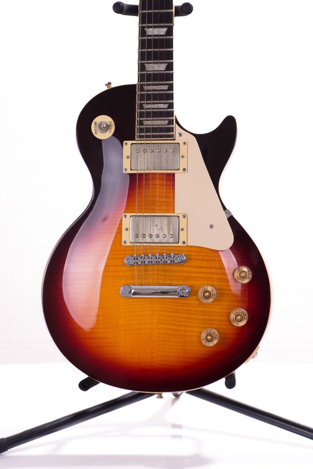 Tokai Love Rock + estuche semirrígido