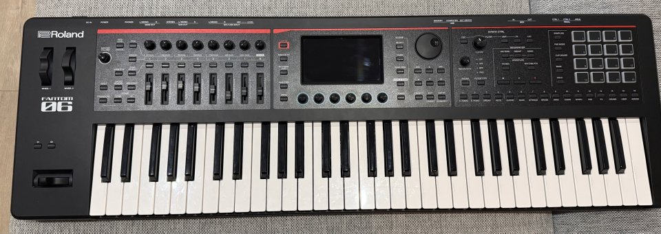 Roland Fantom 06
