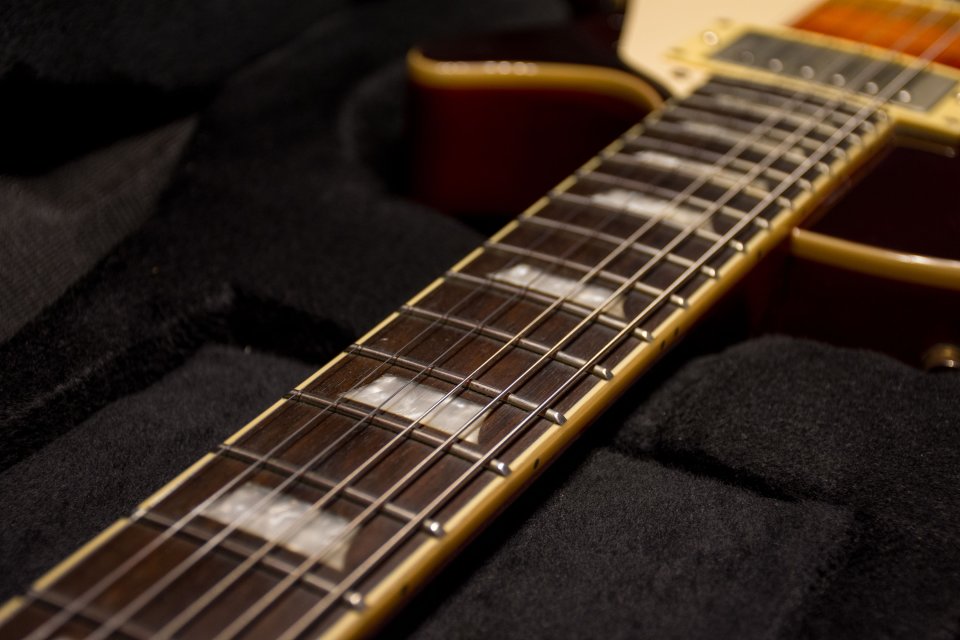 Tokai Love Rock + estuche semirrígido