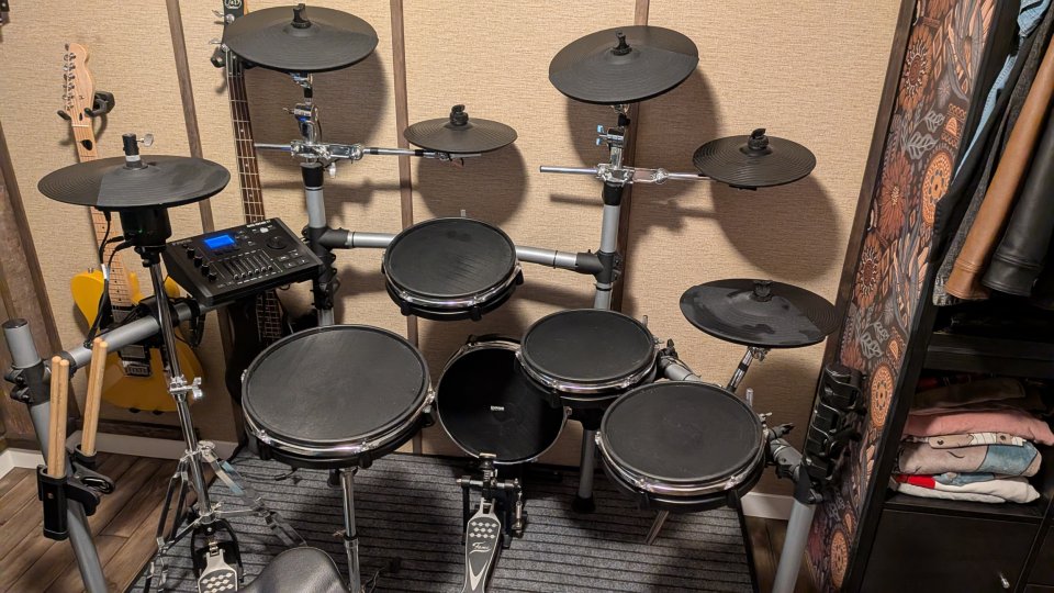 Fame DD-ONE Professional XT E-Drum Set de segunda mano · Foto 1 de 5 · Cádiz · 490 €