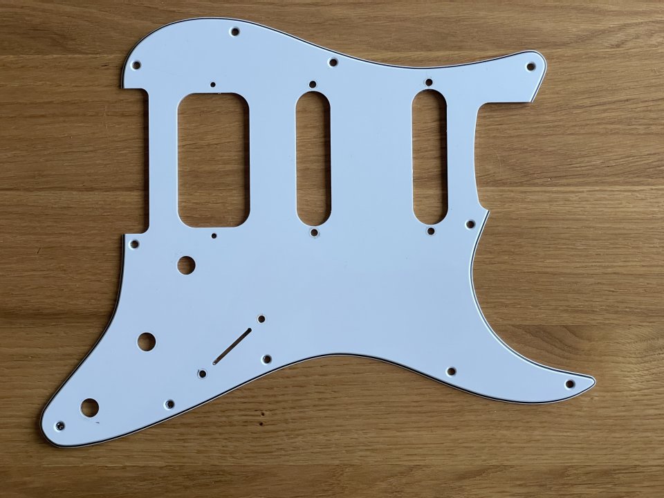 Golpeador HSS para stratocaster