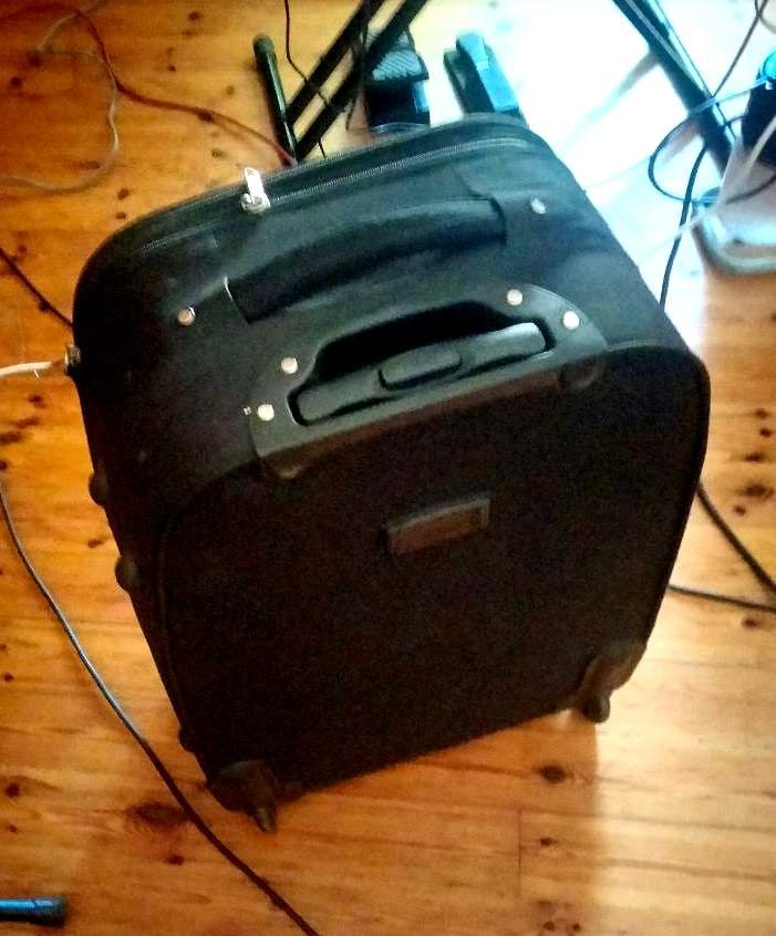 Batería electrónica YAMAHA DD-65 + baquetas + soporte + maleta transporte + PORTES