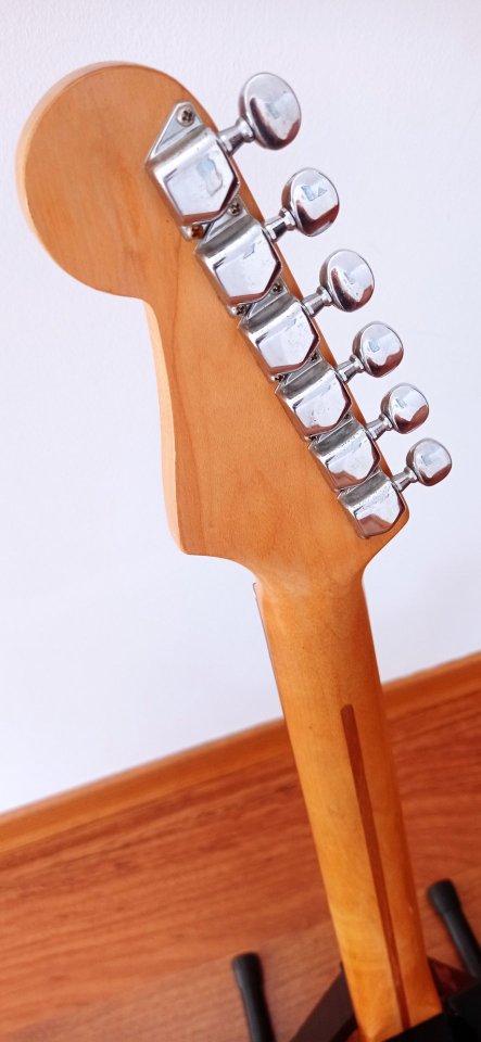Guitarra eléctrica Squier Stratocaster Japón 1993 de segunda mano · Foto 7 de 10 · Cuenca · 270 €